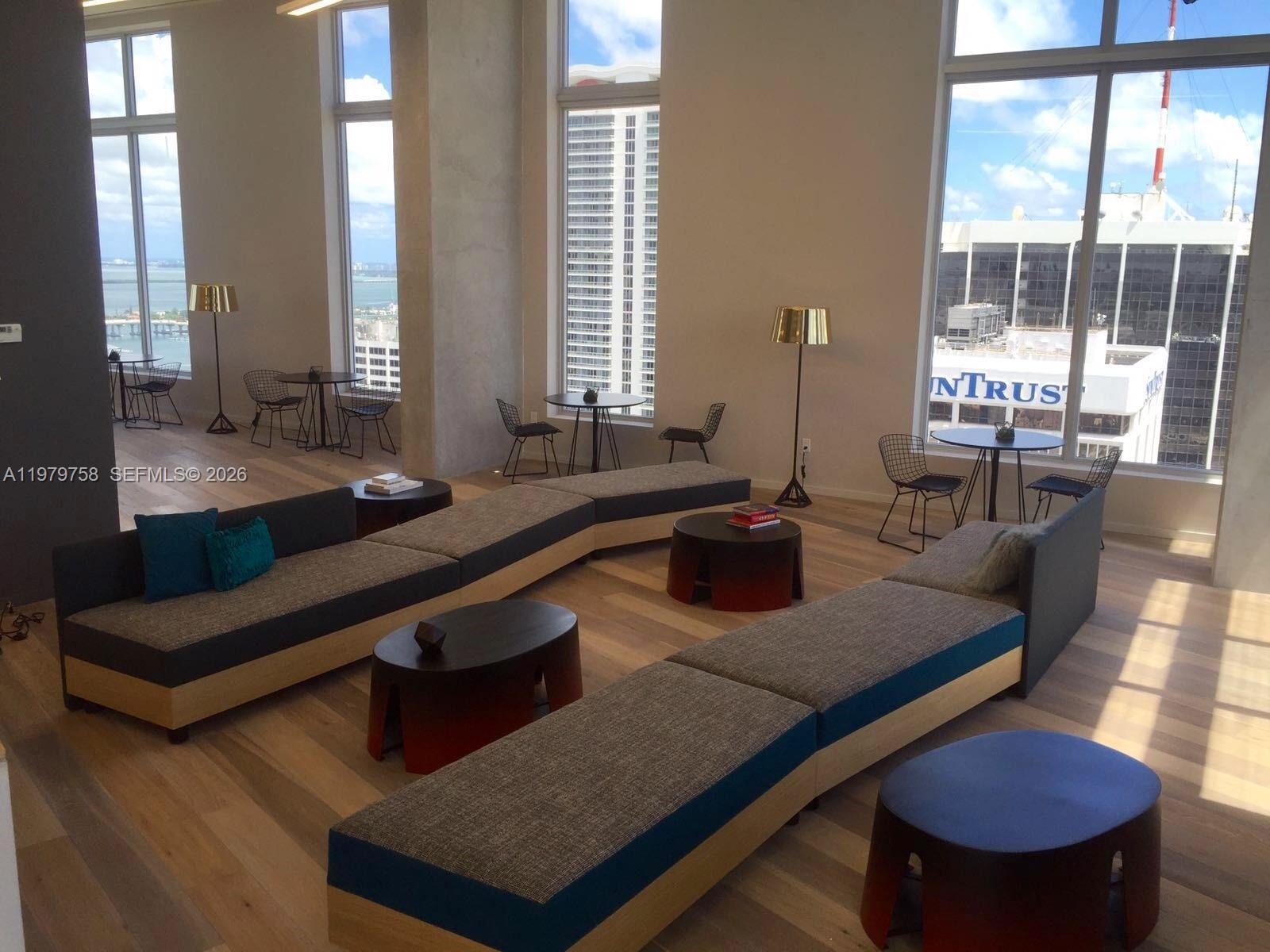 CENTRO CONDO - Residential Lease