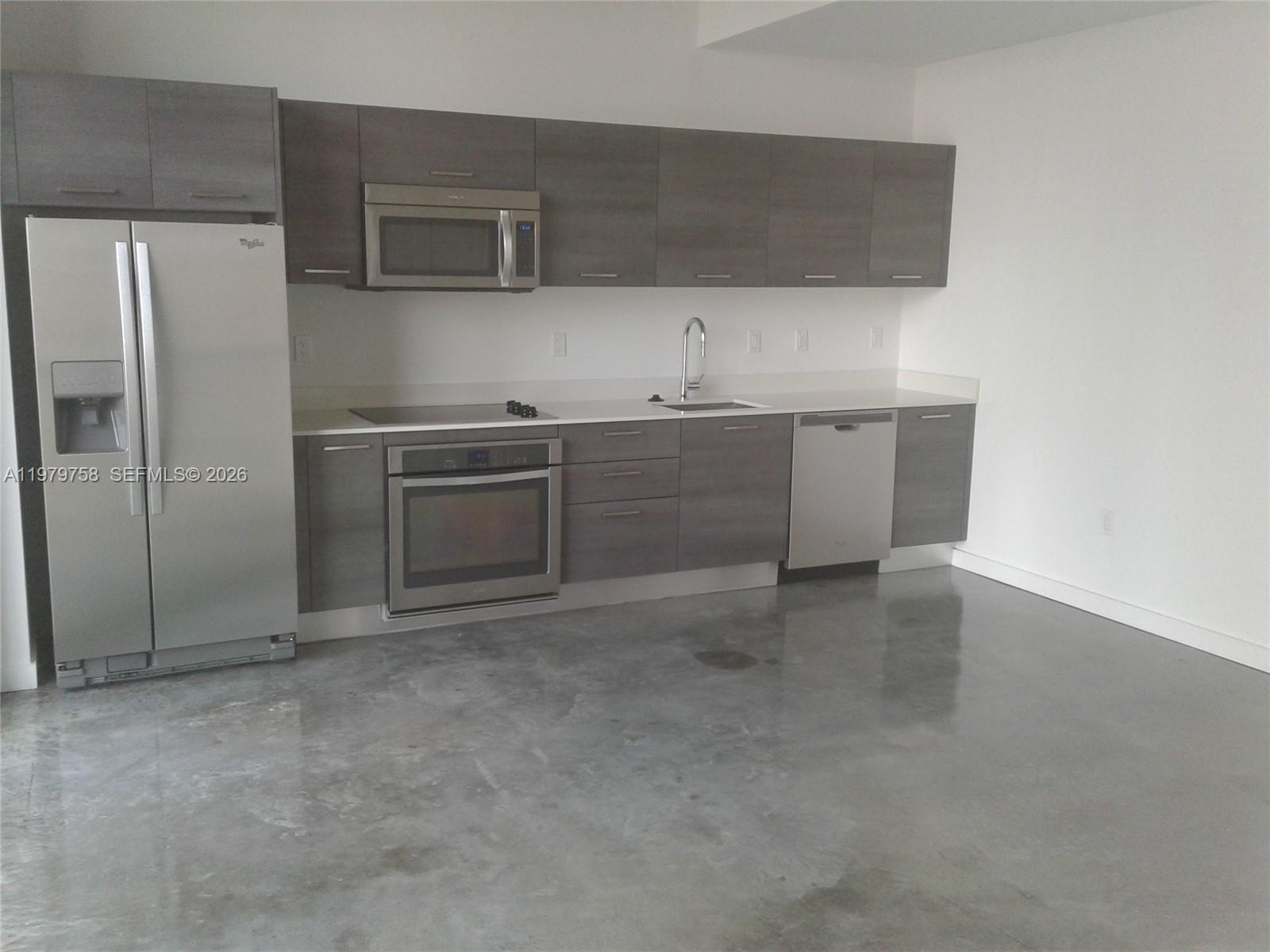 CENTRO CONDO - Residential Lease