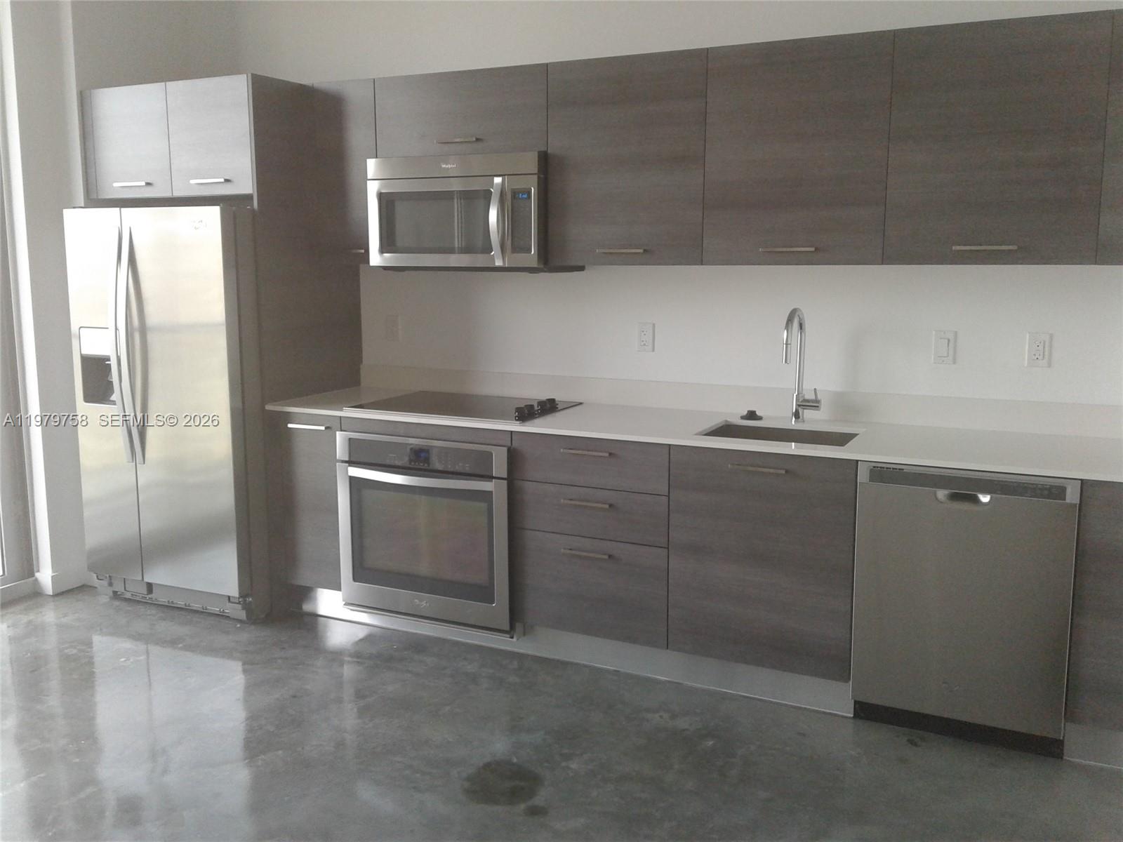CENTRO CONDO - Residential Lease
