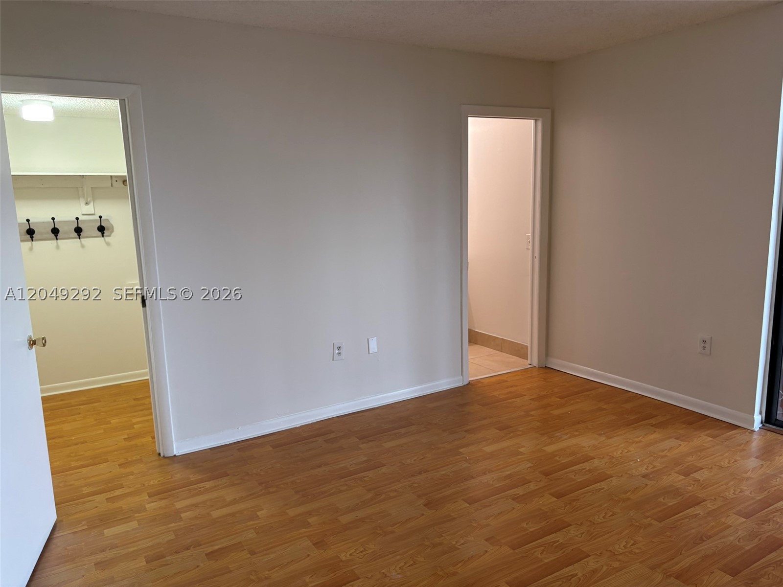 HORIZONS WEST CONDO #3 - Residential Lease