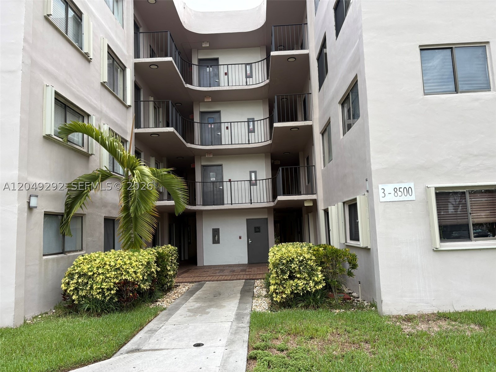 HORIZONS WEST CONDO #3 - Residential Lease