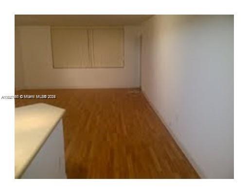 COMMODORE PLAZA CONDO - Residential