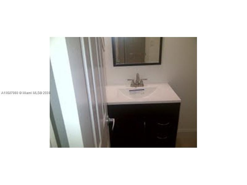 COMMODORE PLAZA CONDO - Residential