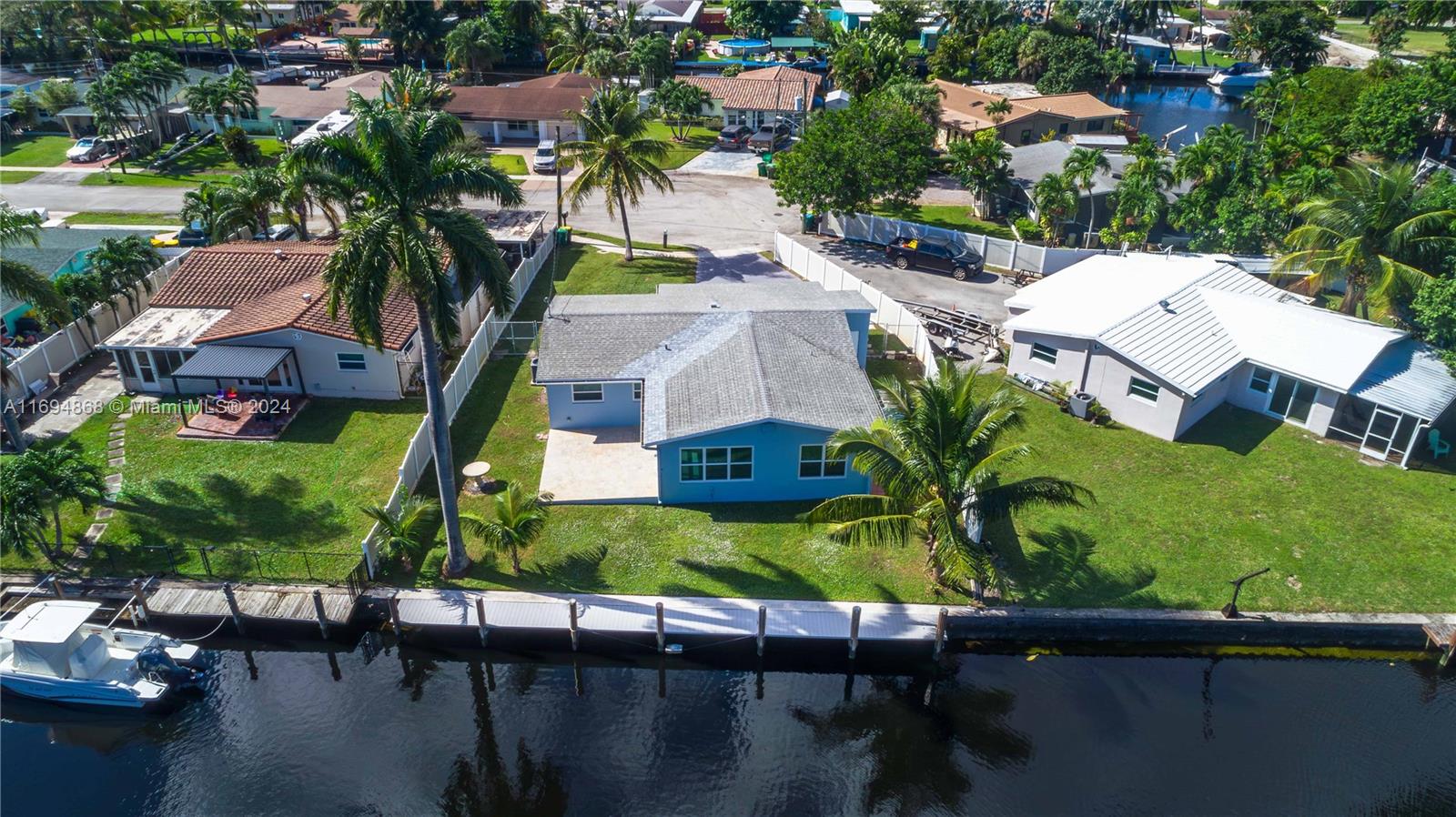 AVON ISLES - Residential