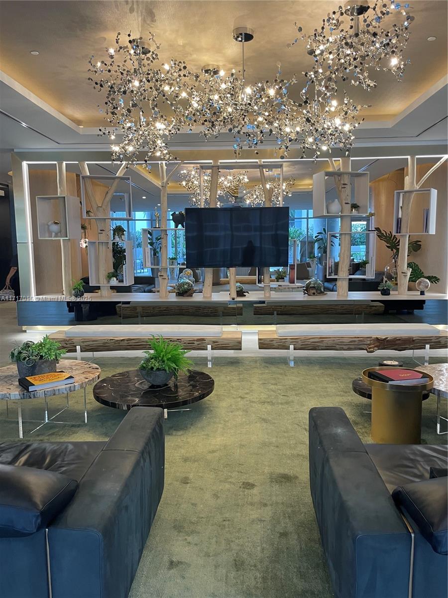 ARIA ON THE BAY CONDO - Residential