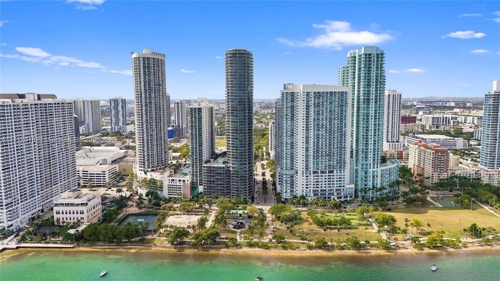 ARIA ON THE BAY CONDO - Residential