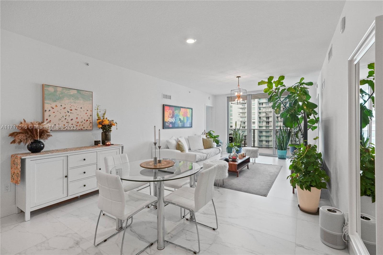 ARIA ON THE BAY CONDO - Residential