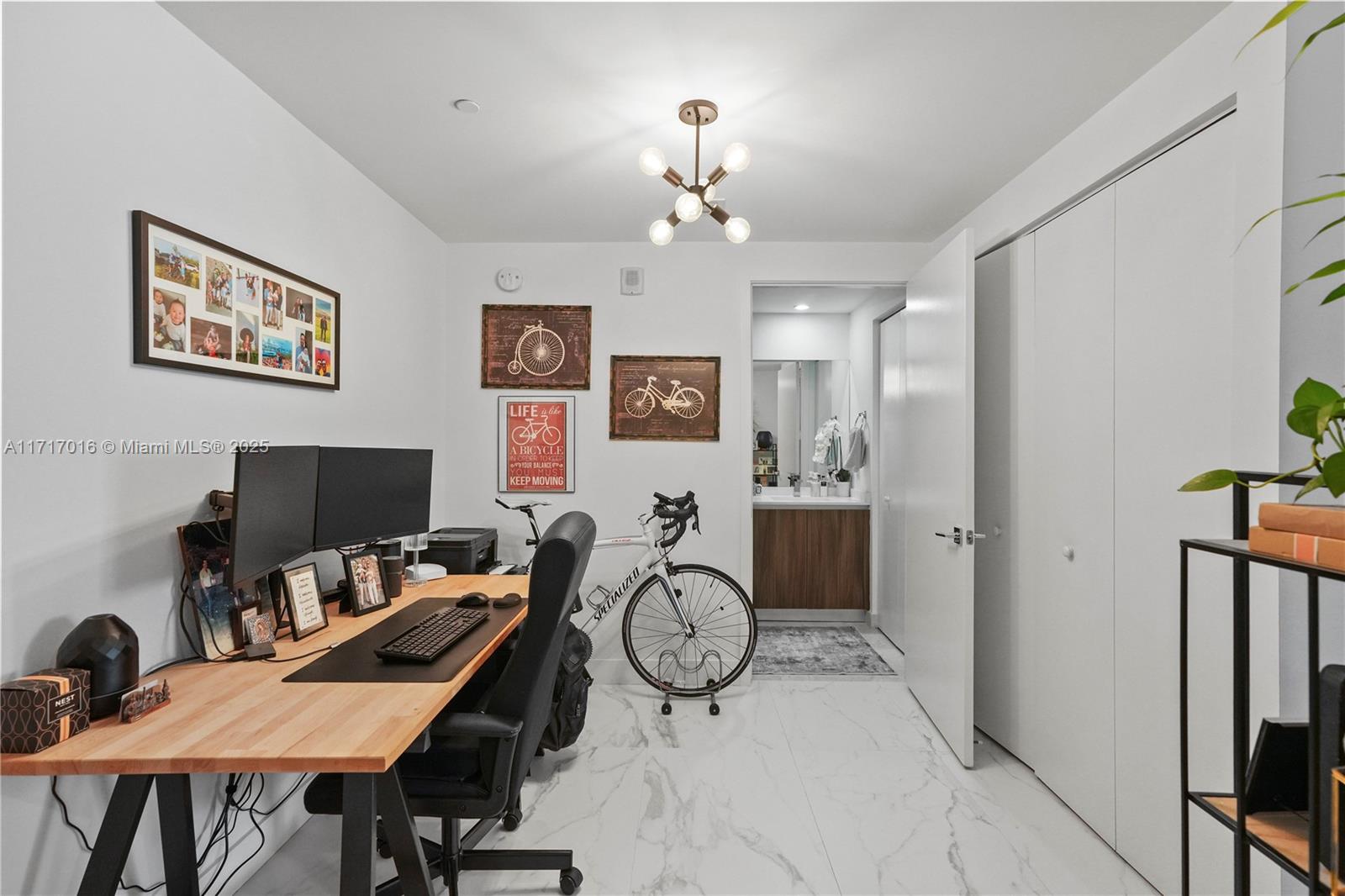 ARIA ON THE BAY CONDO - Residential