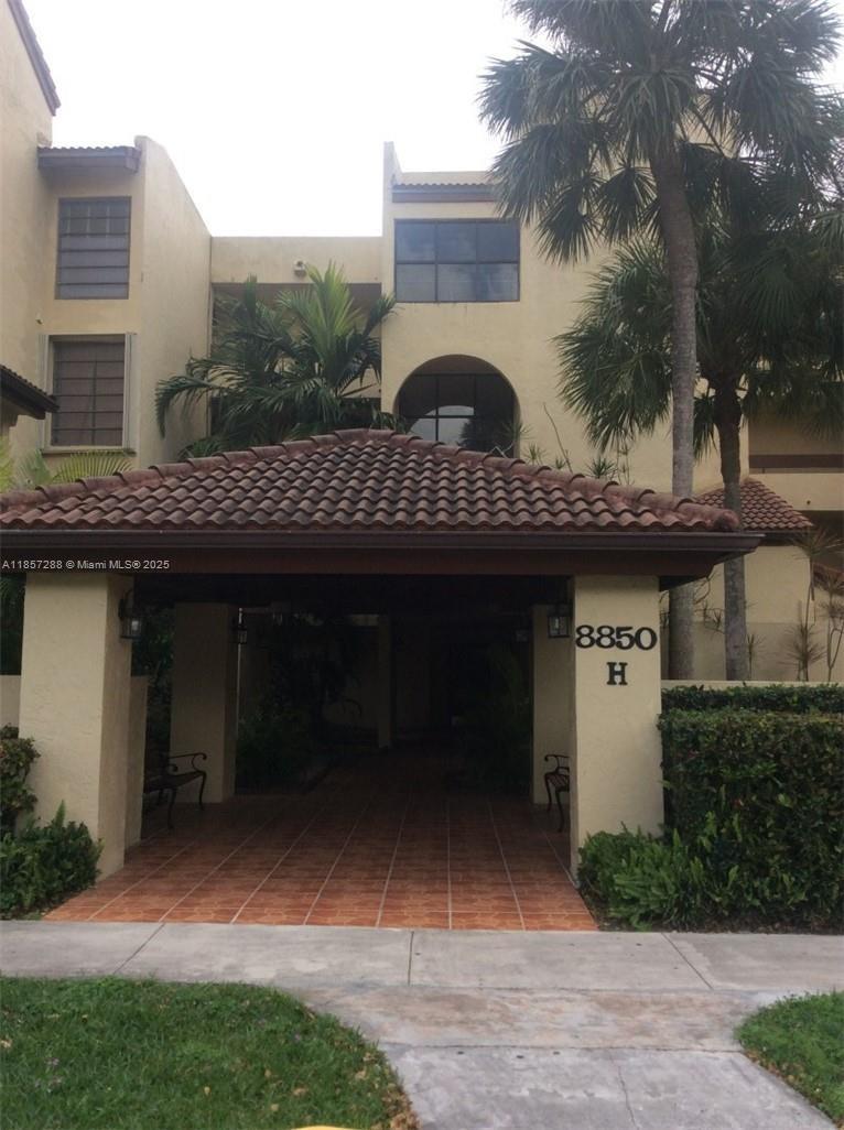 KENLAND BEND NORTH CONDO - Residential Lease