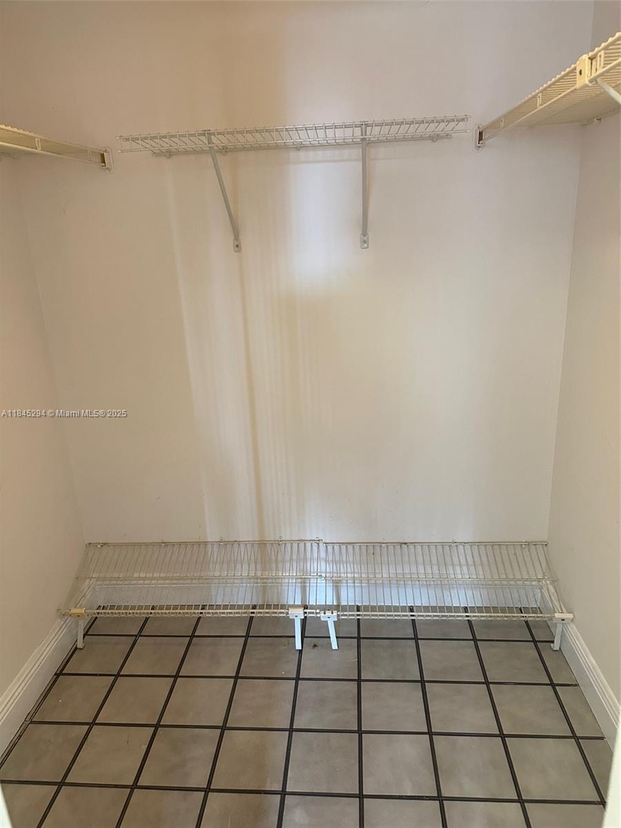 PARK PLACE CONDOMINIUM NO - Residential Lease