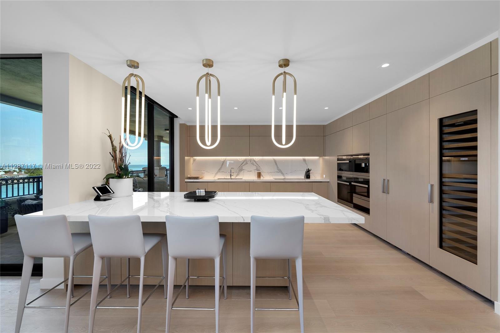 FISHER ISLAND - Residential