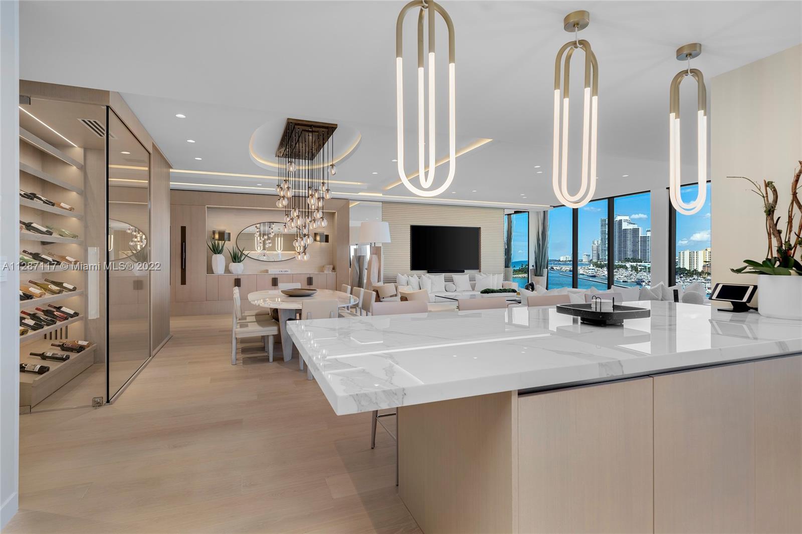 FISHER ISLAND - Residential