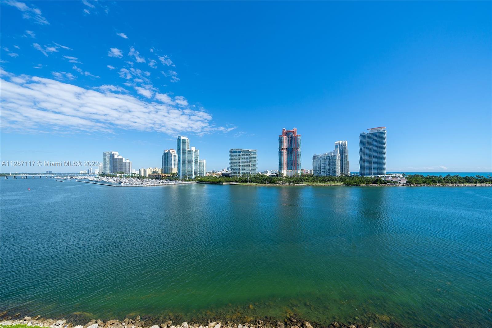 FISHER ISLAND - Residential