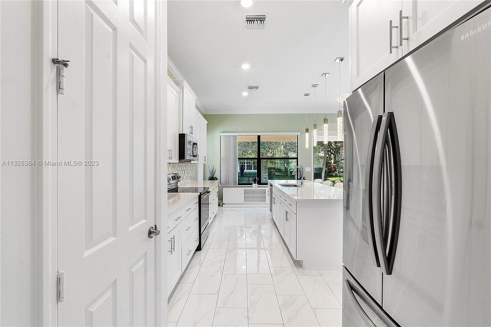 OAK ISLAND ESTATES SUB - Residential