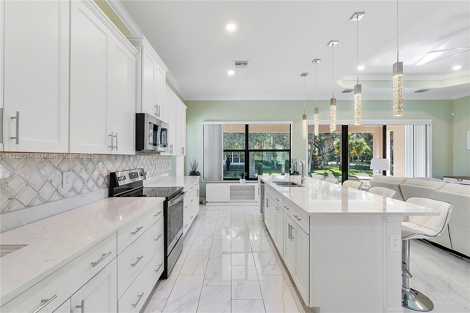 OAK ISLAND ESTATES SUB - Residential