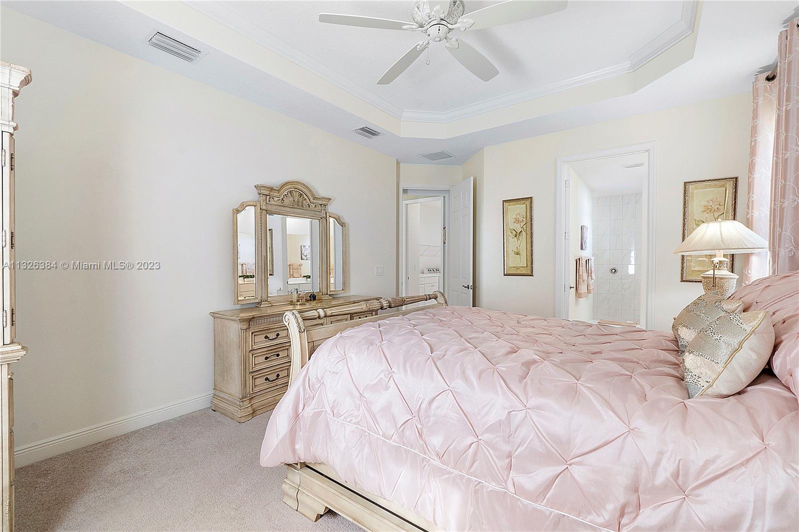 OAK ISLAND ESTATES SUB - Residential