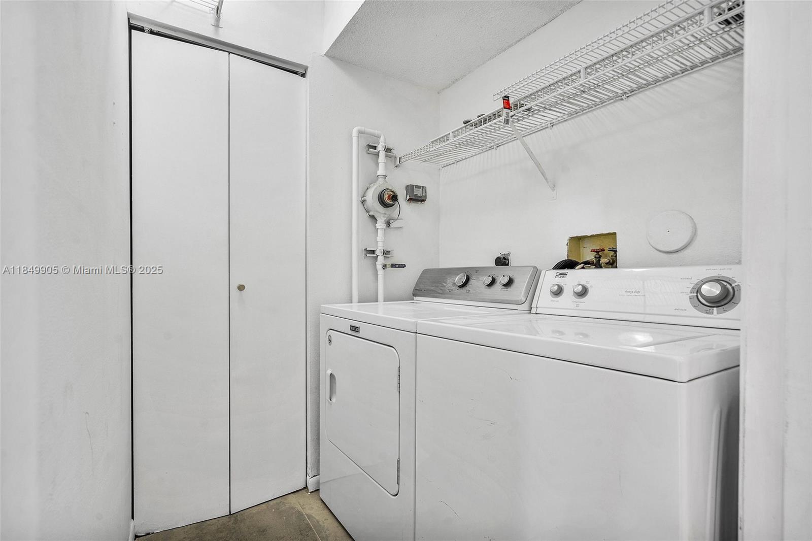 EDGEWATER CONDO - Residential