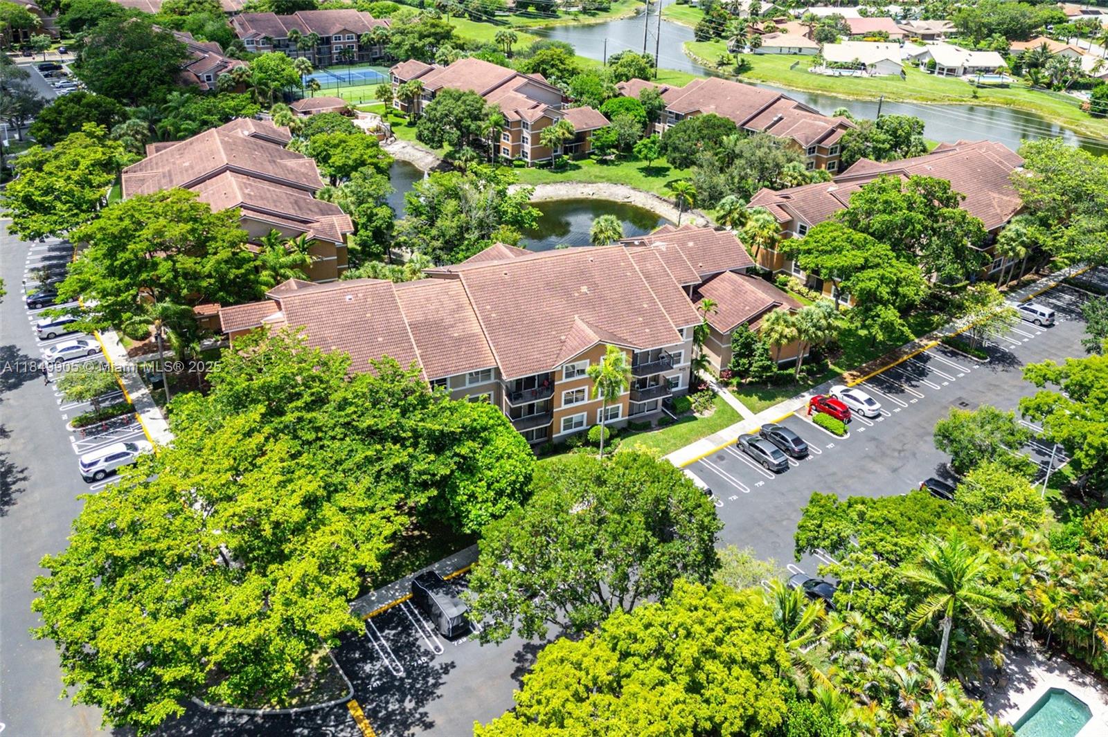 EDGEWATER CONDO - Residential