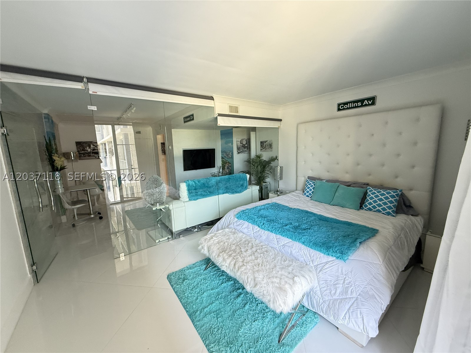SOUTH BAY CLUB CONDO - Residential Lease