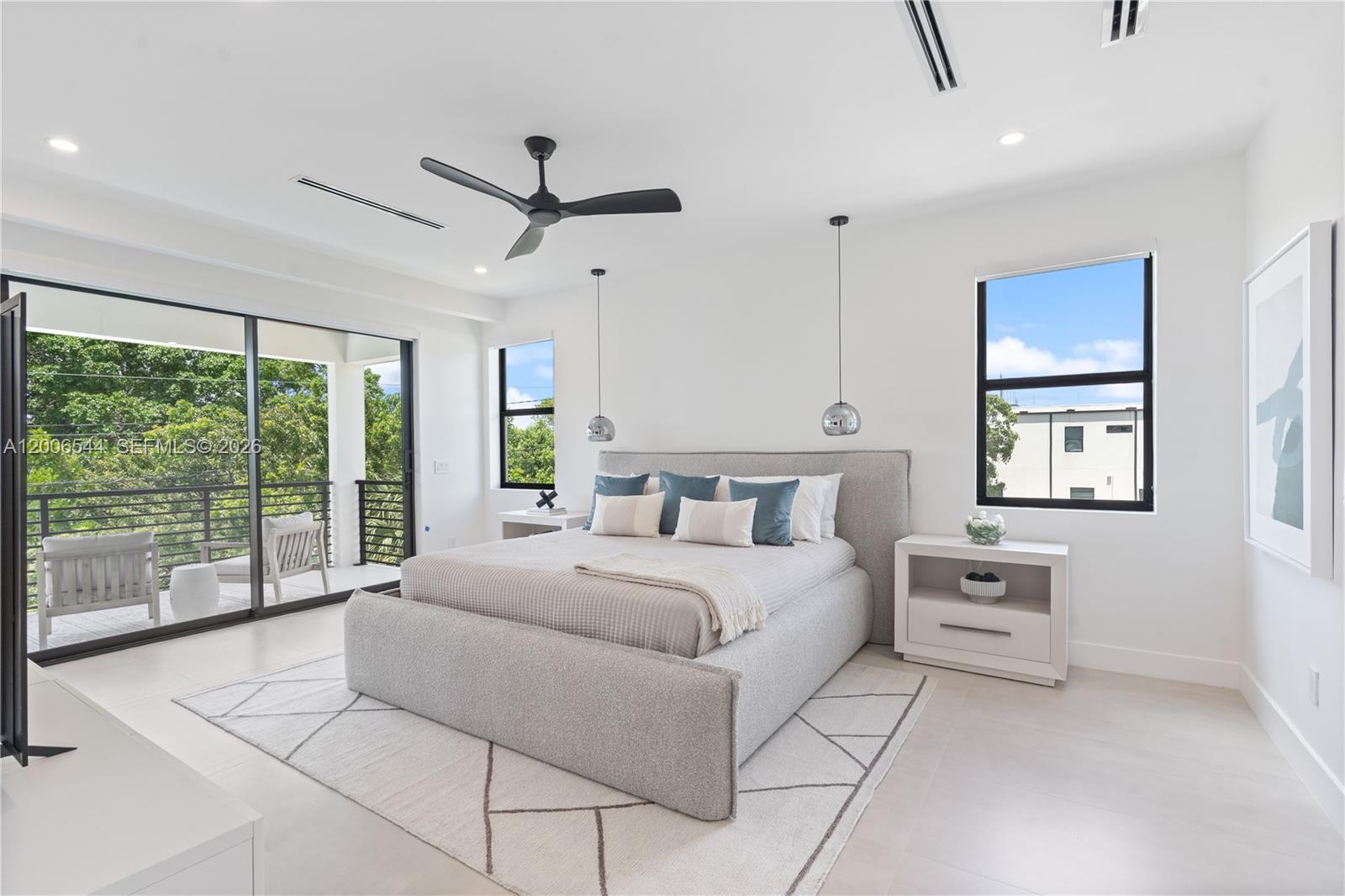 HOLIDAY HEIGHTS - Residential