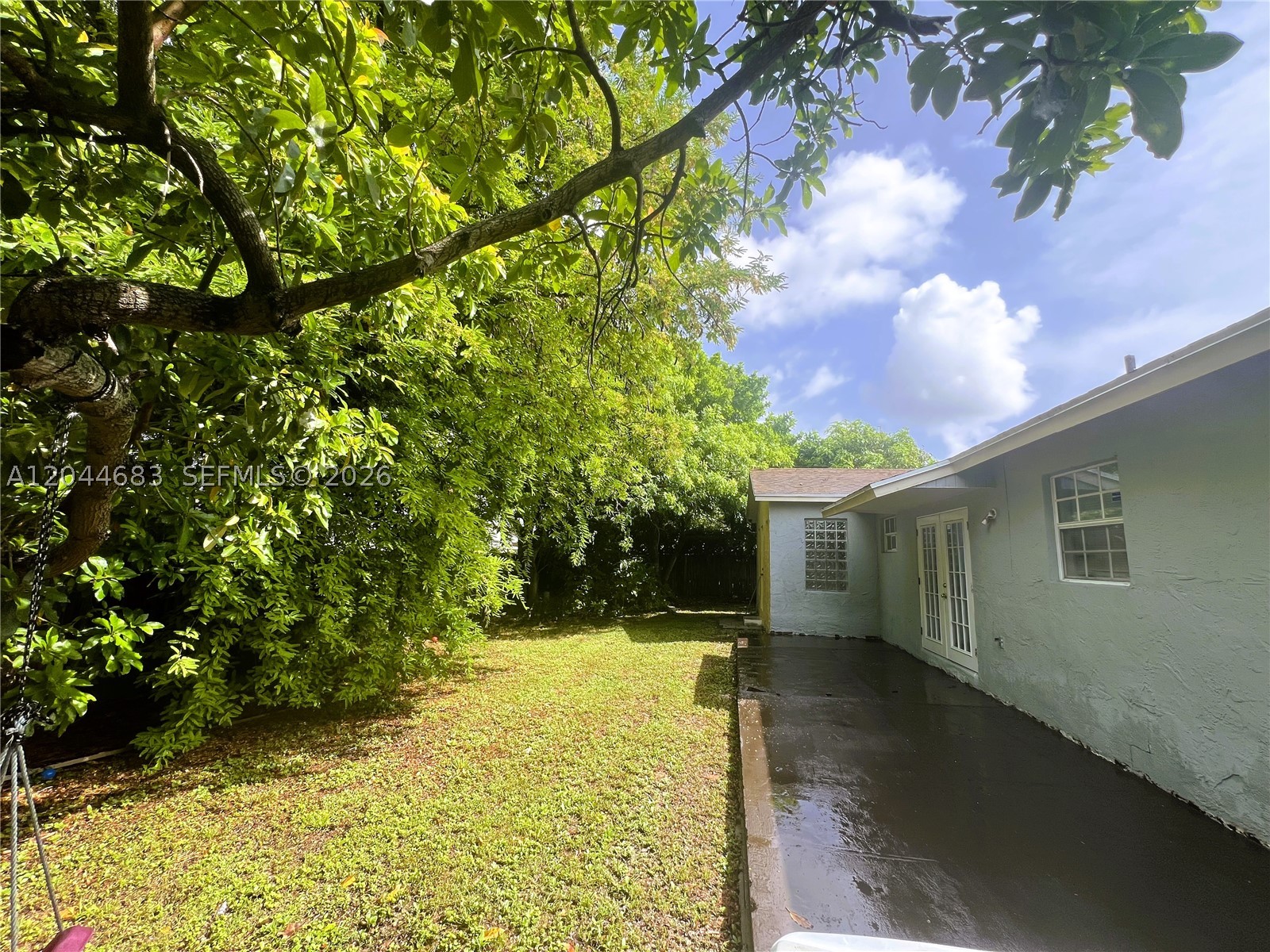 MEADOW WOOD MANOR SEC 7 - Residential