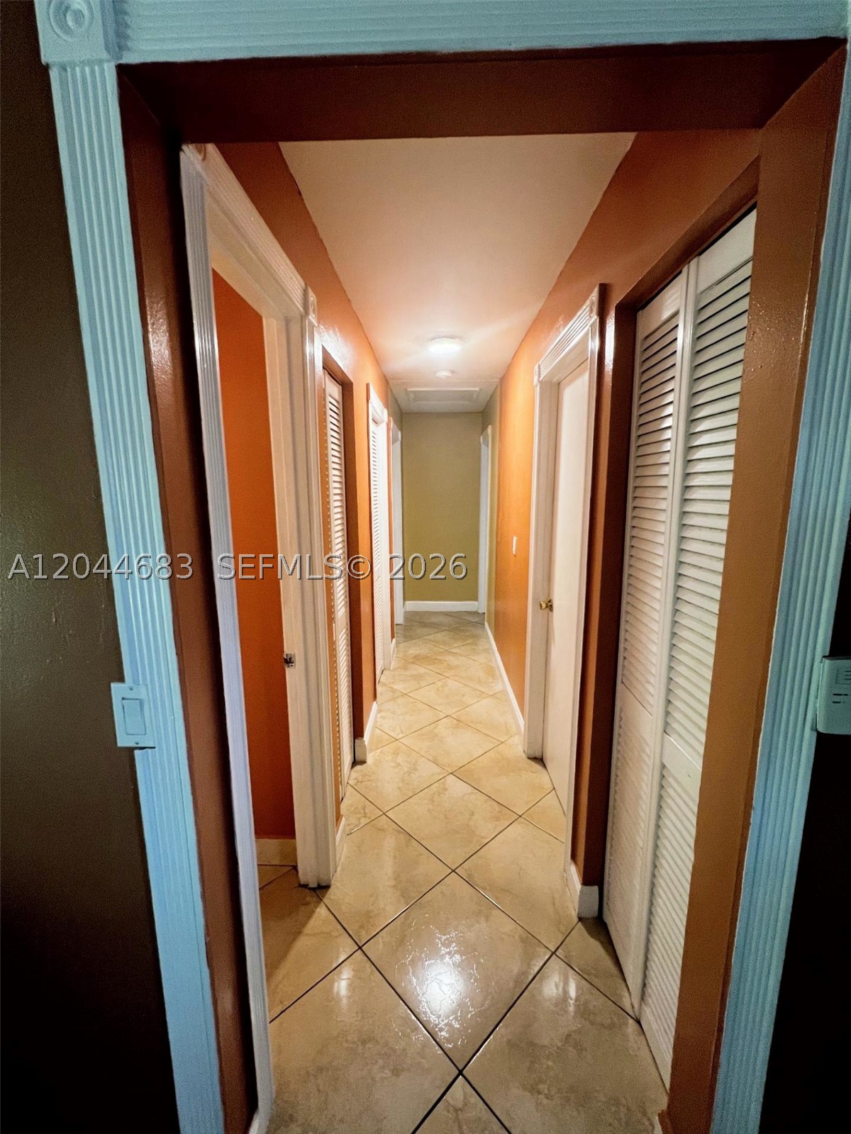 MEADOW WOOD MANOR SEC 7 - Residential