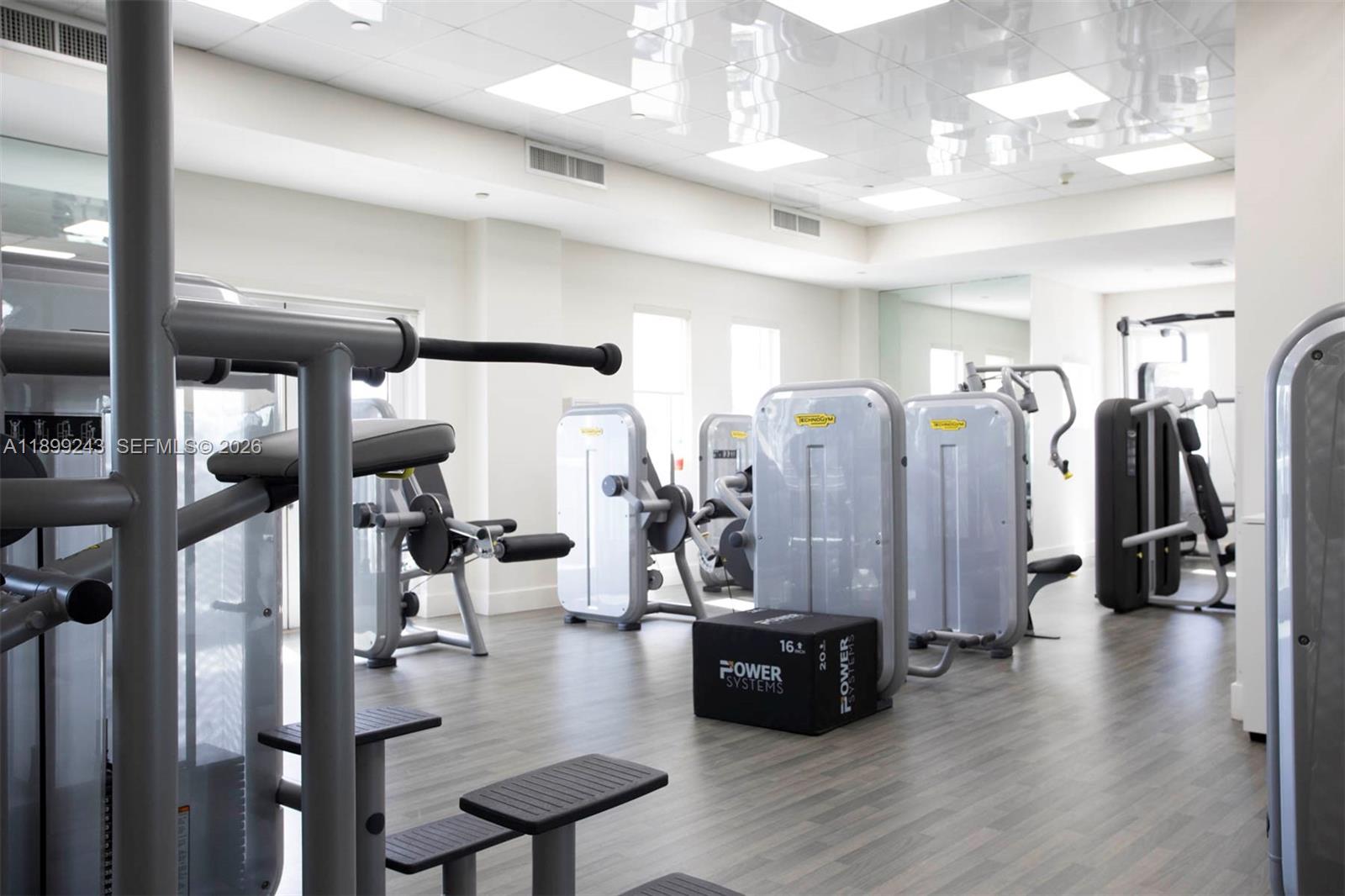 GREEN DIAMOND CONDO - Residential