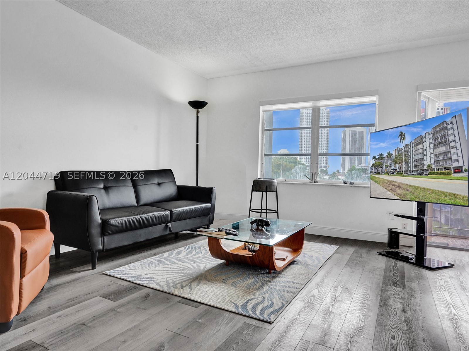 FAIRWAYS RIVIERA VIEWS - Residential