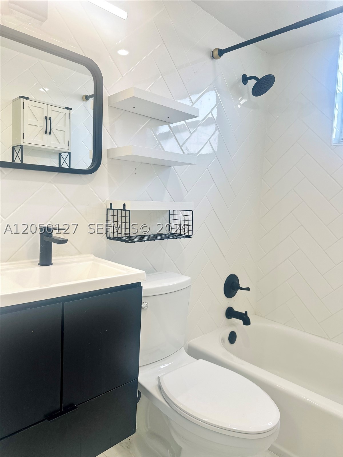 HIGHLAND PARK - Residential Lease