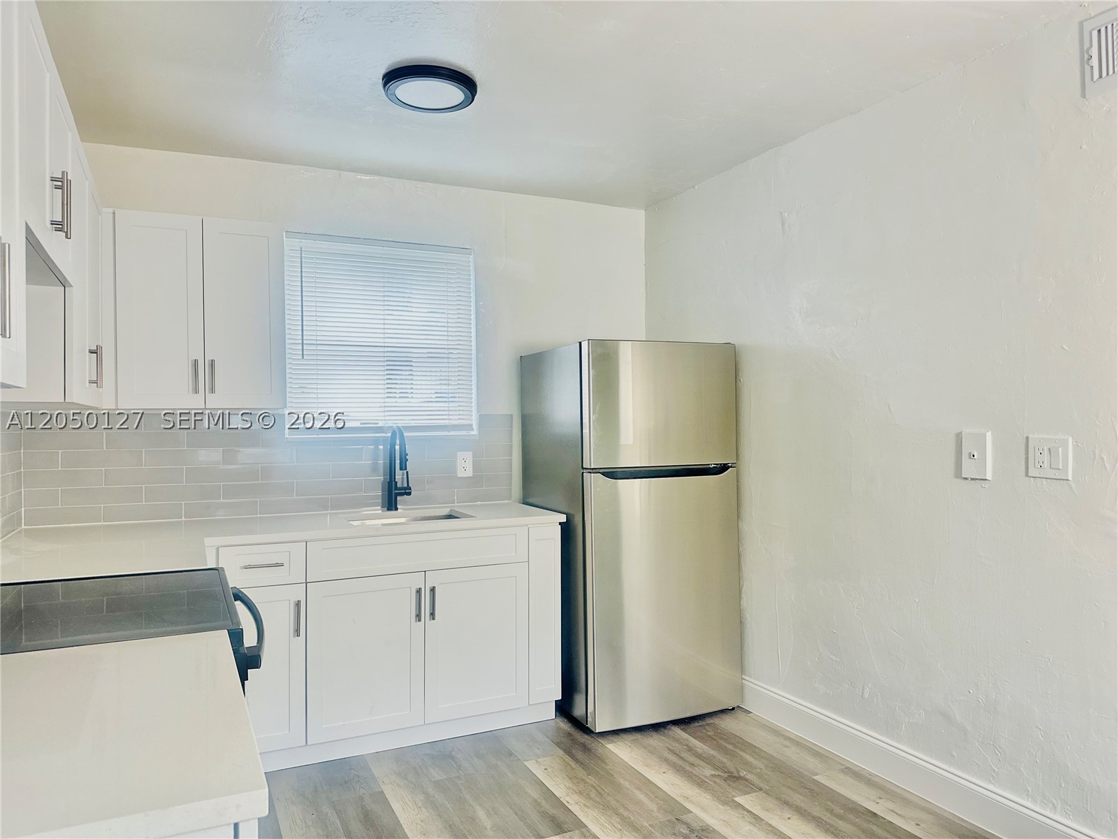 HIGHLAND PARK - Residential Lease