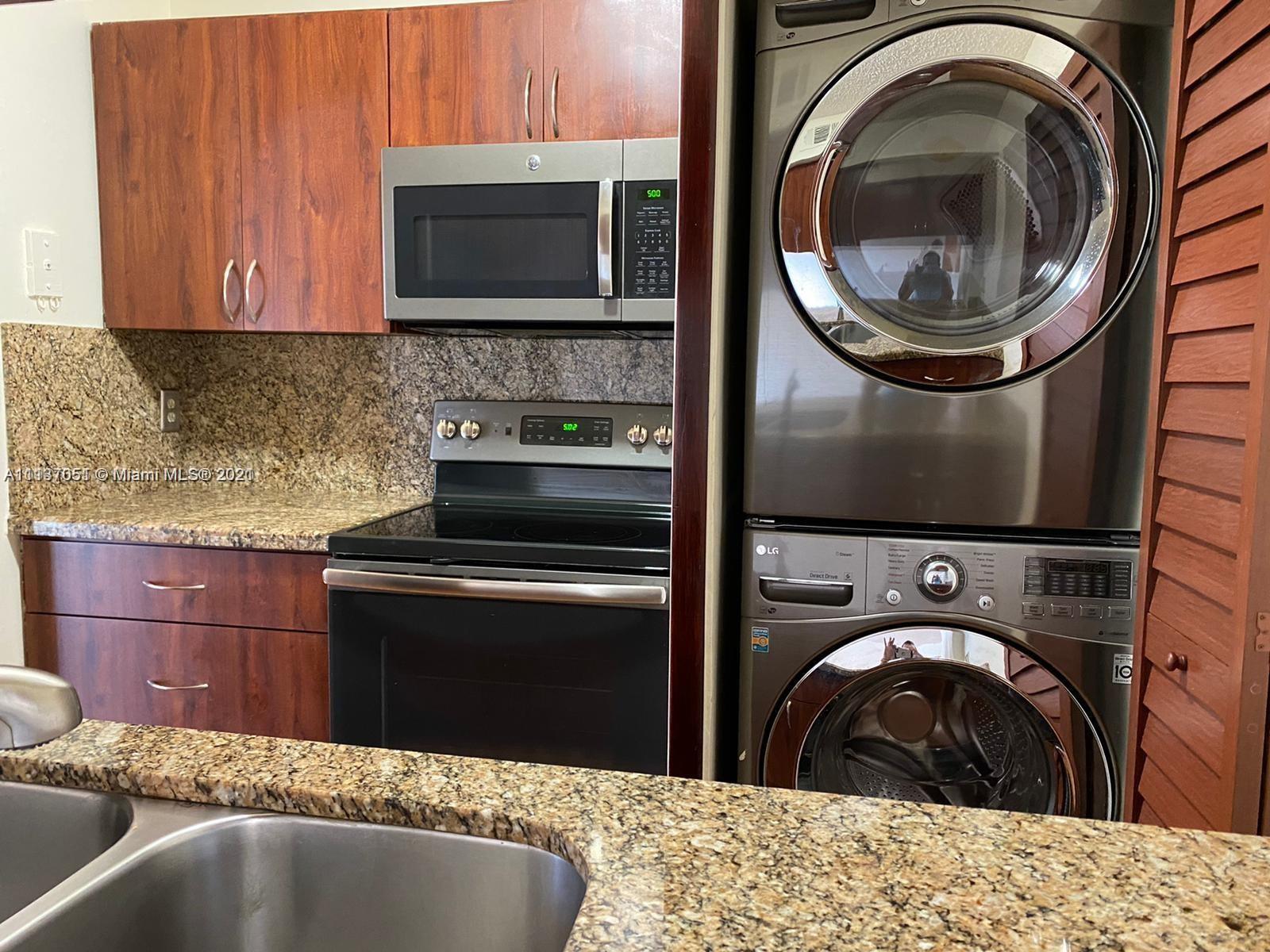 WINDMILL LAKES IV CONDO - Residential Lease