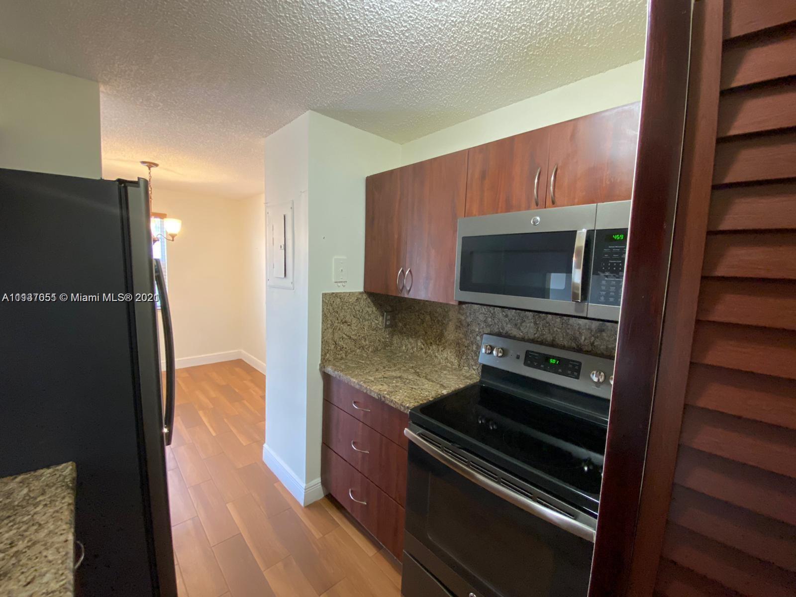 WINDMILL LAKES IV CONDO - Residential Lease