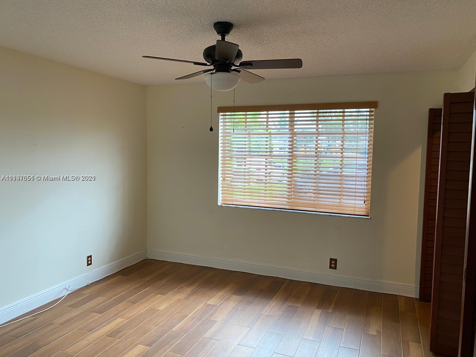 WINDMILL LAKES IV CONDO - Residential Lease