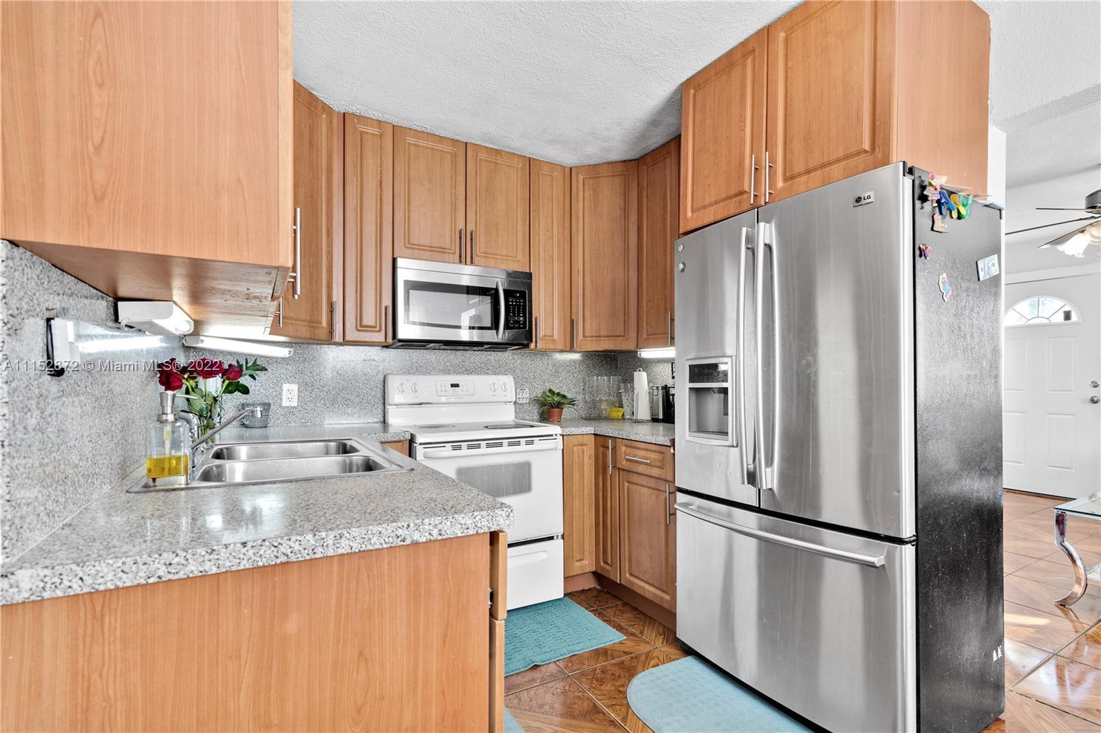 SWEETWATER GROVES .14 AC - Residential