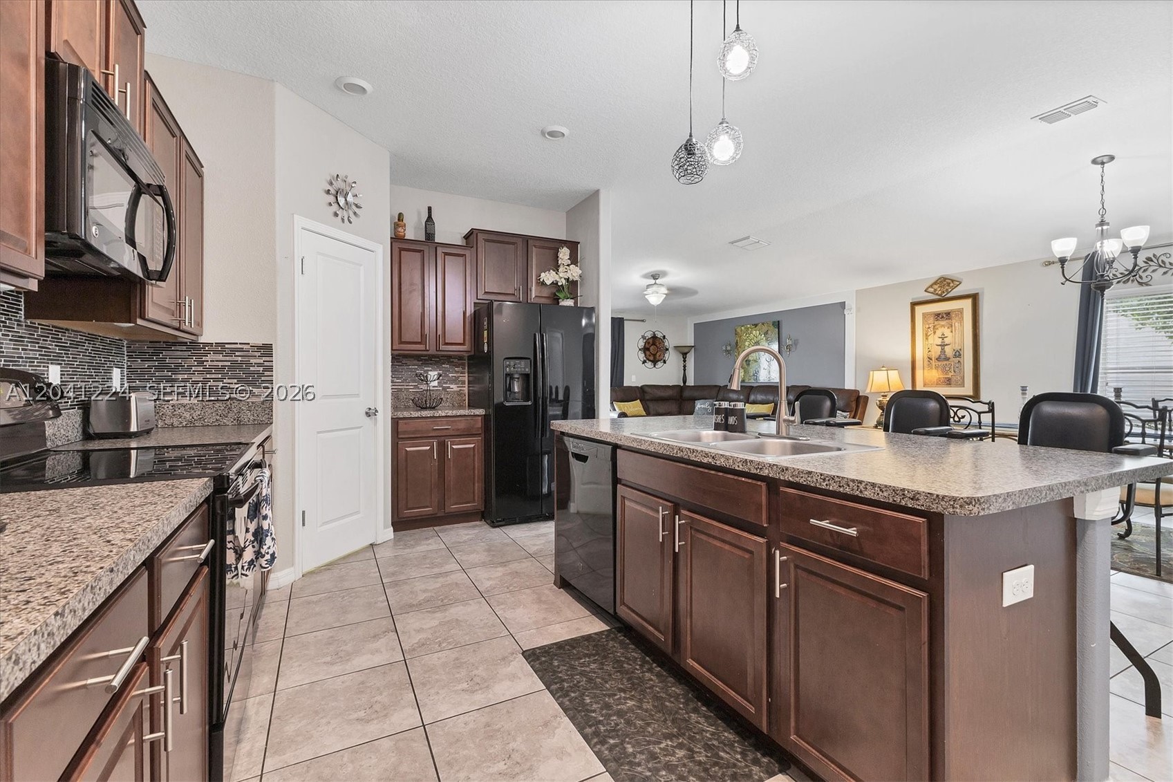 SUNSHINE VILLAGE PHASES - Residential