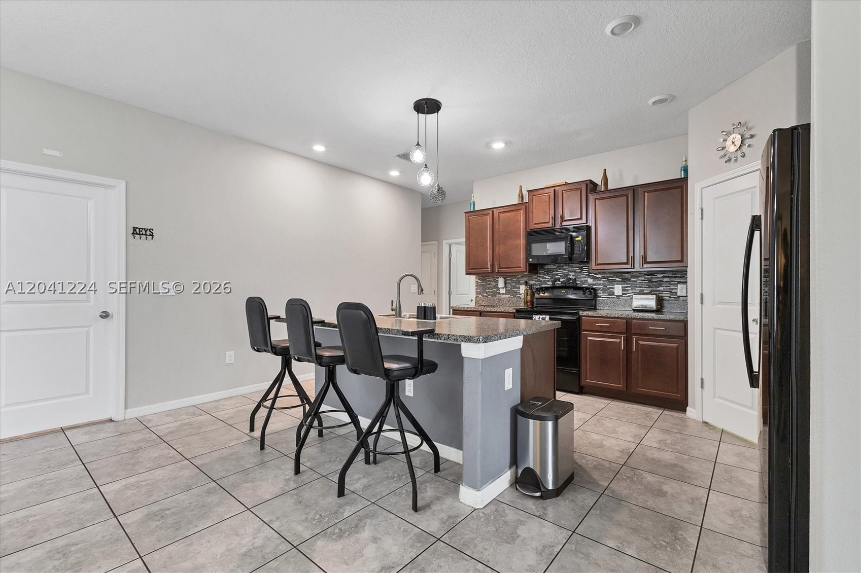 SUNSHINE VILLAGE PHASES - Residential