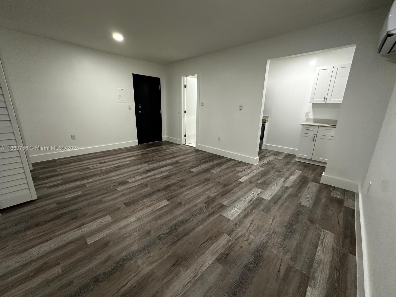 Beautifully renovated 2-bedroom, 1-bath apartment in the heart of Little Havana! Just minutes from Brickell, Downtown Miami, and major highways. Bright and spacious with modern finishes, new flooring, and updated kitchen. Walking distance to restaurants, shops, schools, and public transportation. Perfect for those seeking comfort and convenience in a prime location!