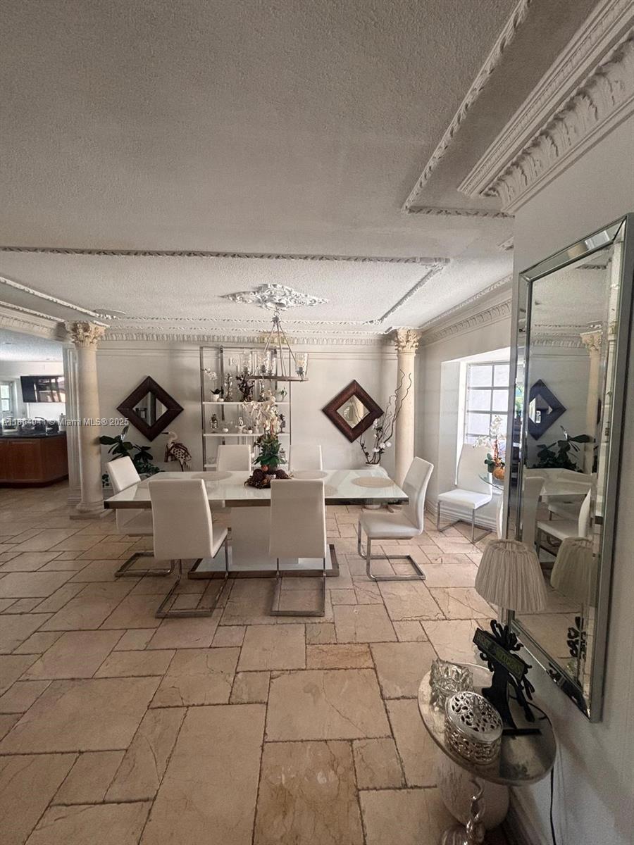 VENETIAN ISLES 3RD SEC - Residential