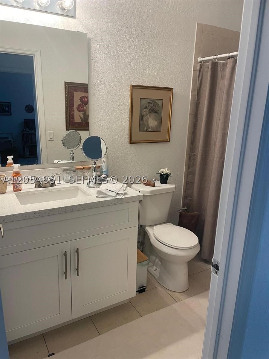 DORAL ISLES NORTH SEC TWO - Residential