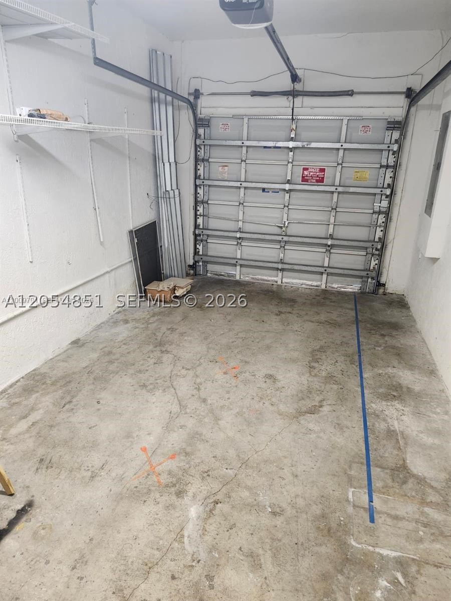 DORAL ISLES NORTH SEC TWO - Residential