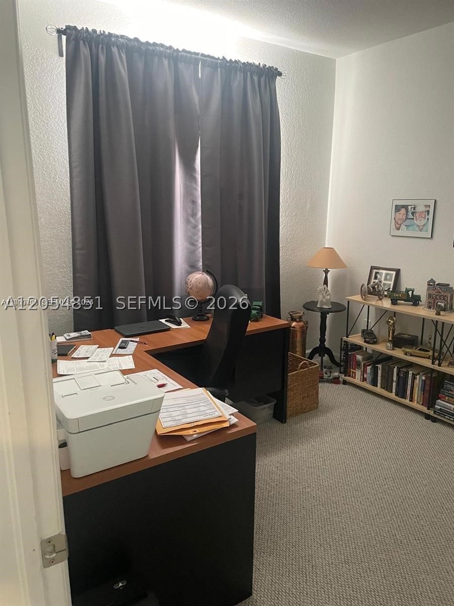 DORAL ISLES NORTH SEC TWO - Residential