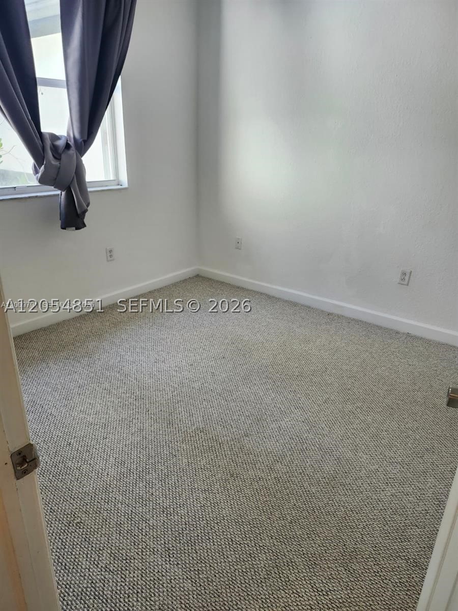 DORAL ISLES NORTH SEC TWO - Residential
