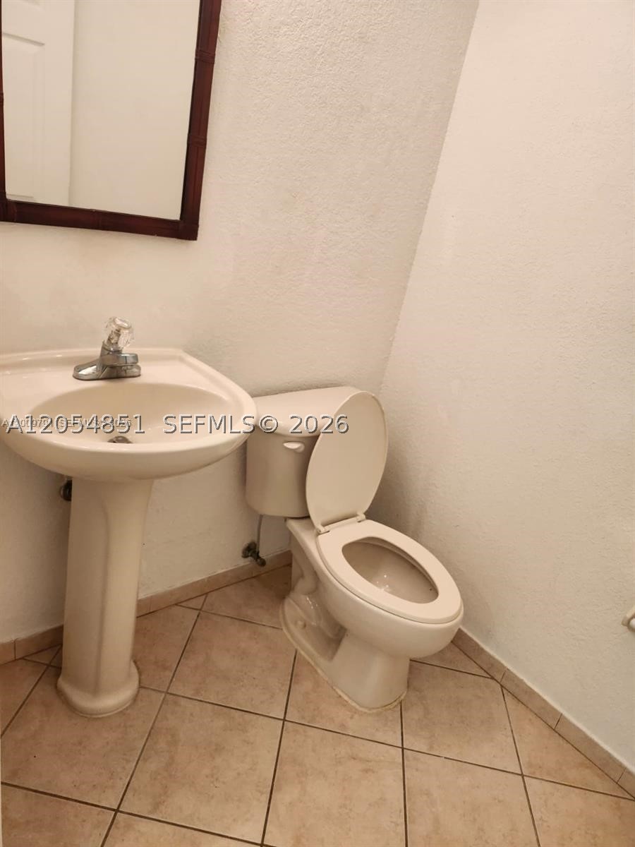DORAL ISLES NORTH SEC TWO - Residential