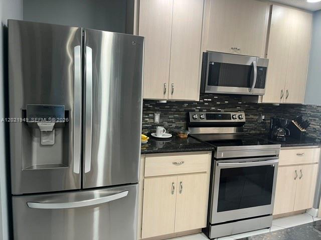 THE LAKES AT ST LUCIE WES - Residential