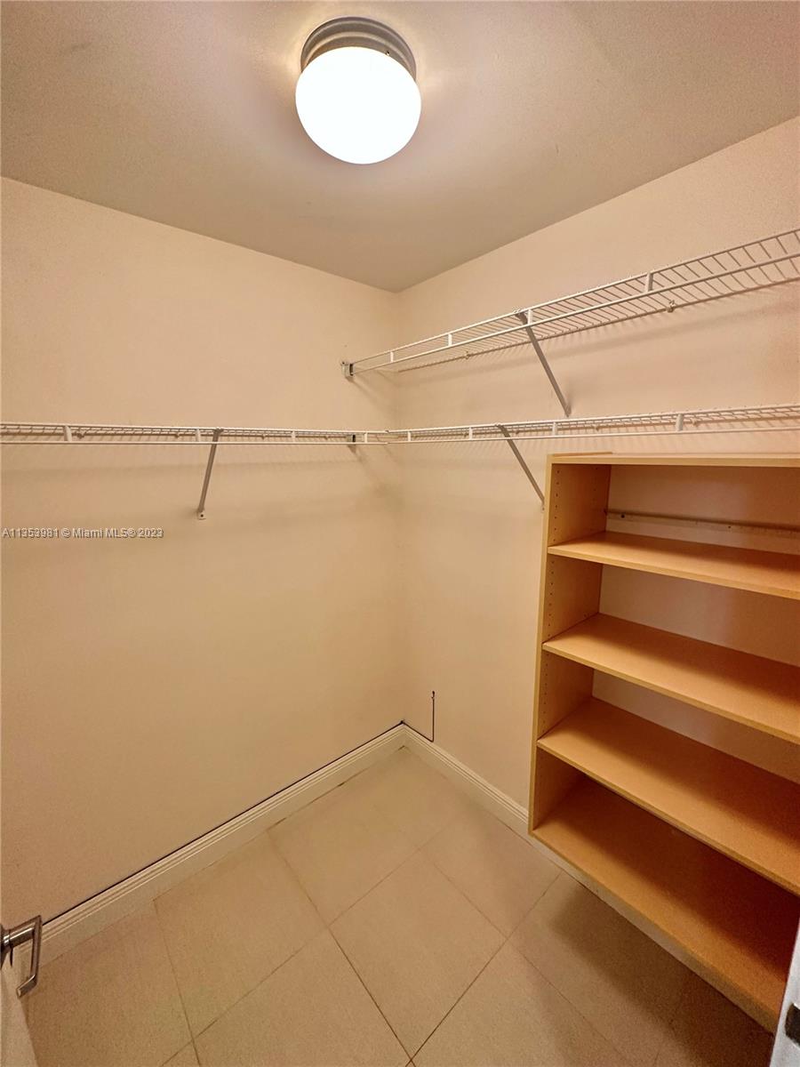 1060 BRICKELL CONDO - Residential Lease
