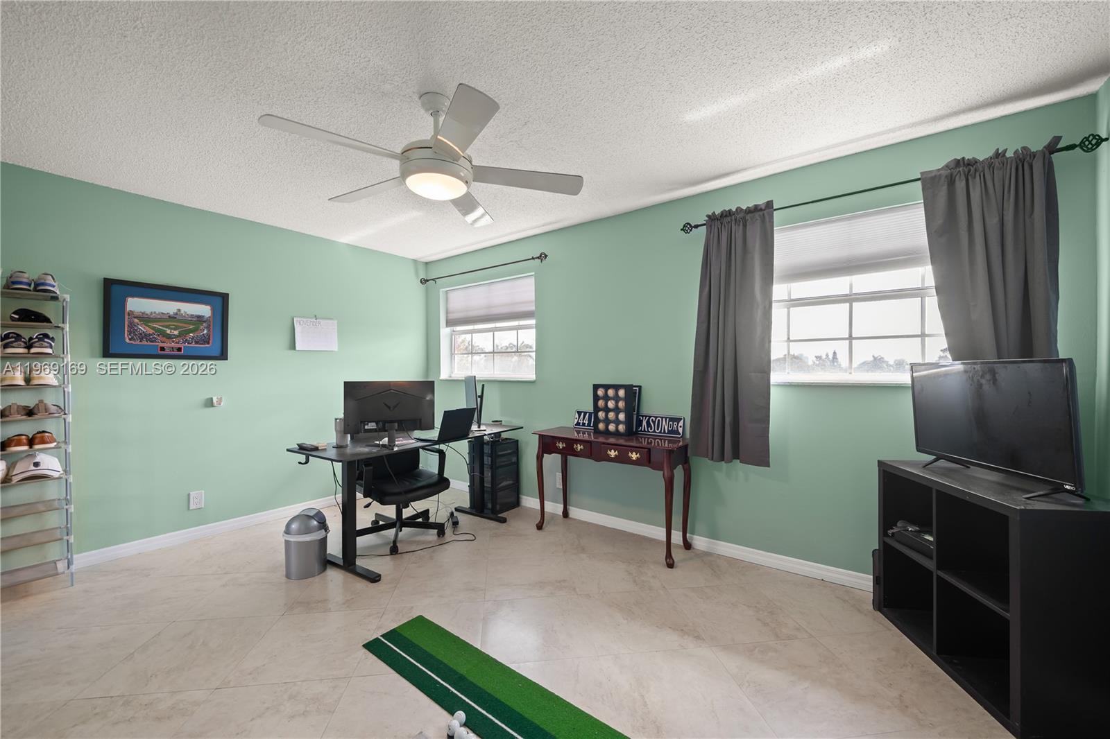 TENNIS CLUB DAVIS CONDO - Residential