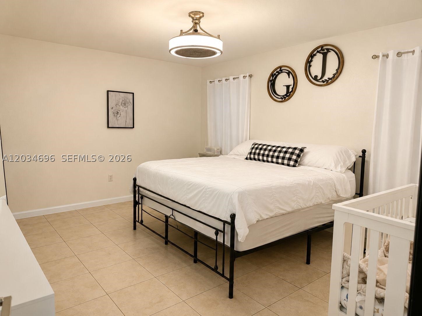 BAY GARDENS - Residential