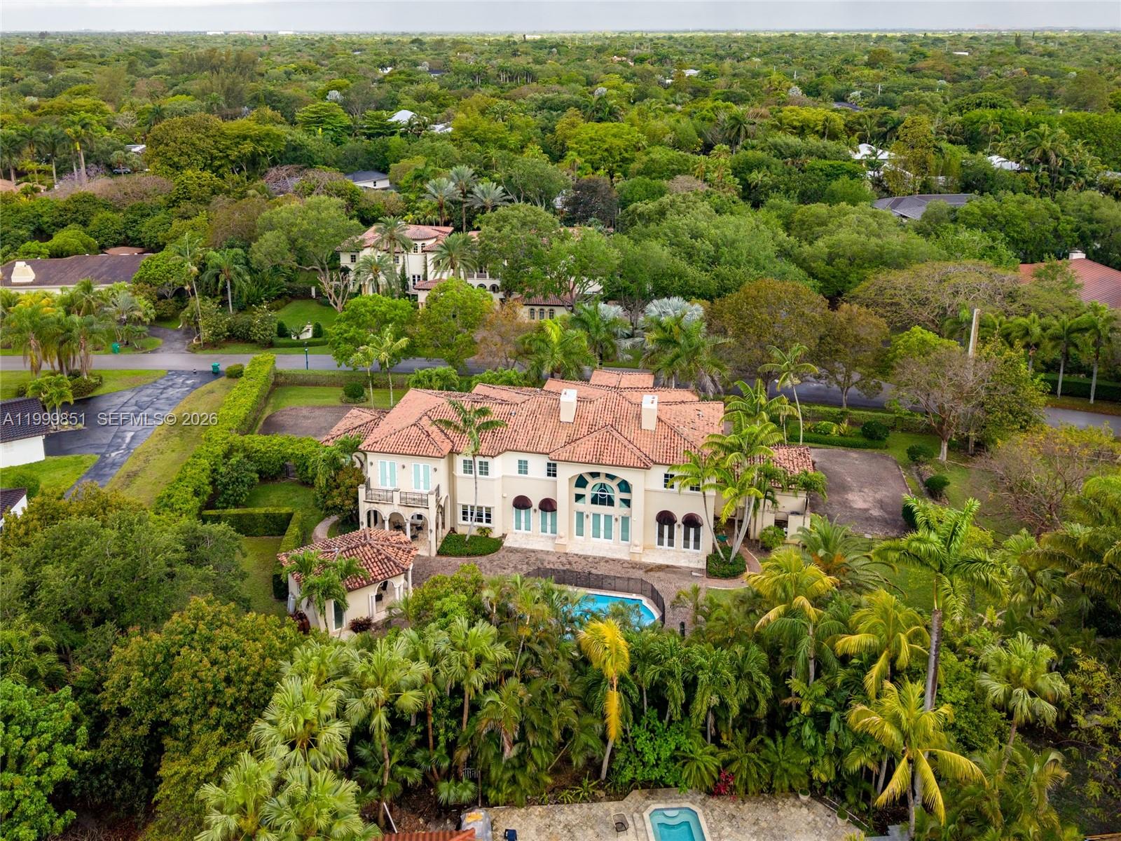 TOWN & RANCH ESTATES - Residential