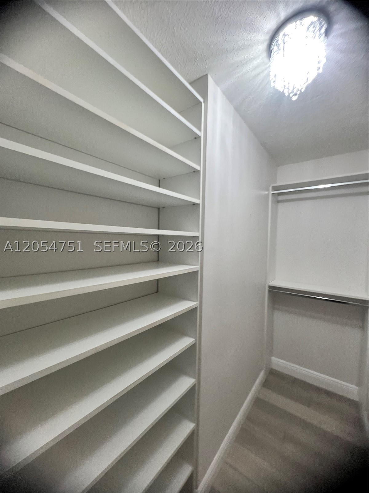 LAND SECTION 8 - Residential