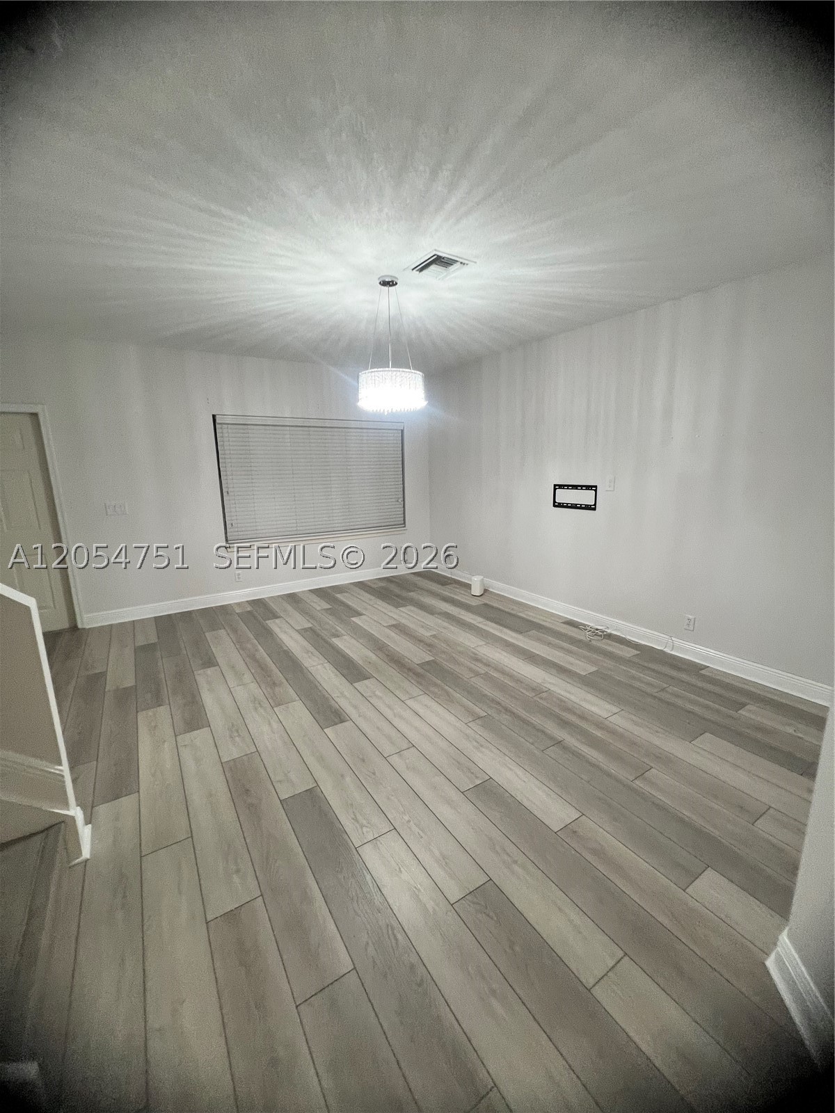 LAND SECTION 8 - Residential